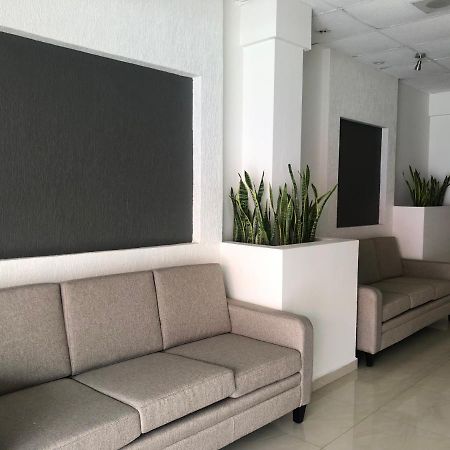 Hotel Lorena ลอสโมชิส ภายนอก รูปภาพ