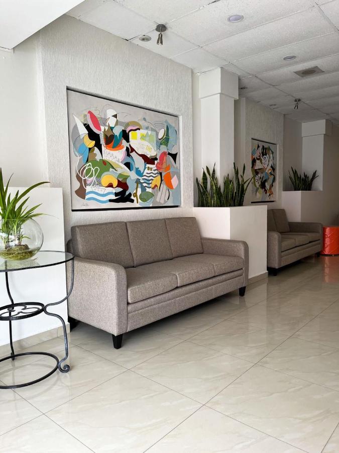 Hotel Lorena ลอสโมชิส ภายนอก รูปภาพ